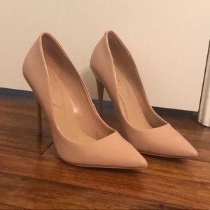 Stessy Aldo heels